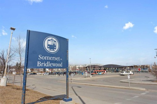 10 Somerglen Crescent Sw, Calgary, AB - Outdoor With View