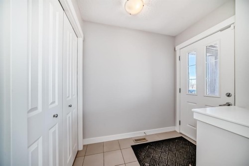 9 Panton View Nw, Calgary, AB - Indoor