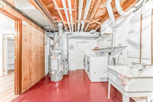 307 Huntridge Road Ne, Calgary, AB - Indoor Photo Showing Basement