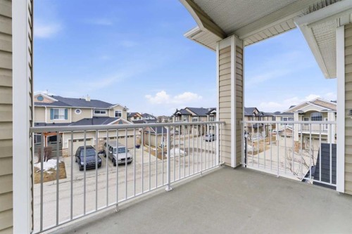 40 Royal Birch Mount Nw, Calgary, AB - Outdoor With Exterior