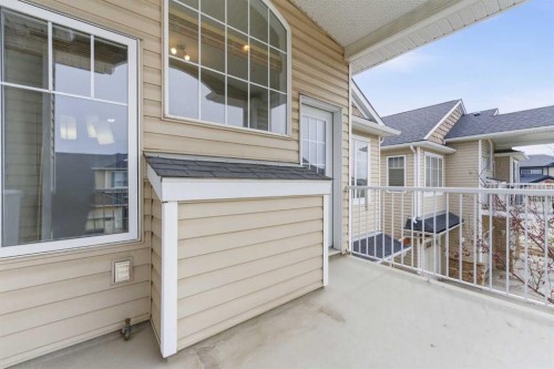 40 Royal Birch Mount Nw, Calgary, AB - Outdoor With Deck Patio Veranda With Exterior