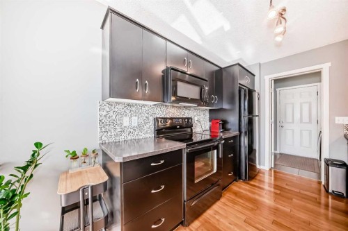 136 Sage Valley Drive Nw, Calgary, AB - Indoor Photo Showing Kitchen