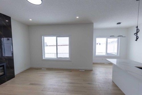 176 Lakewood Crescent, Strathmore, AB - Indoor Photo Showing Other Room