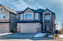 204 Sage Valley Close NW Calgary, AB T3R 0E1