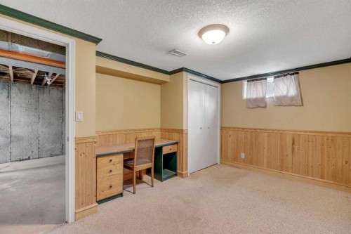 604 56 Avenue Sw, Calgary, AB - Indoor