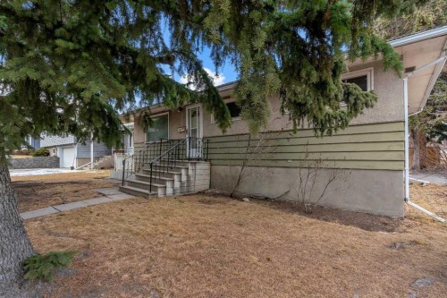 604 56 Avenue Sw, Calgary, AB - Outdoor