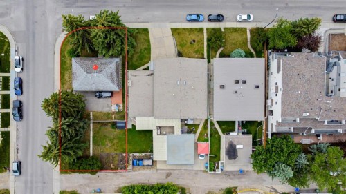 604 56 Avenue Sw, Calgary, AB - Outdoor