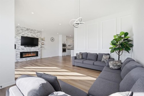 31 St. Andrews Close, Lyalta, AB - Indoor Photo Showing Living Room With Fireplace