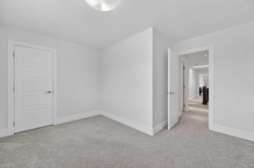 1924 48 Avenue Sw, Calgary, AB - Indoor Photo Showing Other Room