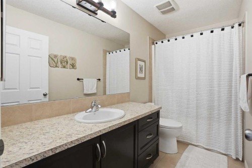 26 Sage Valley Mews Nw, Calgary, AB - Indoor Photo Showing Bathroom