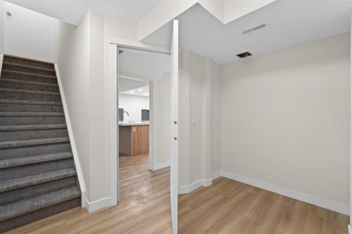 42 Sunvista Crescent Se, Calgary, AB - Indoor Photo Showing Other Room