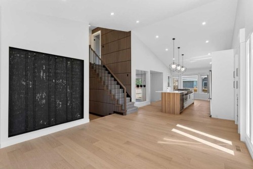 42 Sunvista Crescent Se, Calgary, AB - Indoor