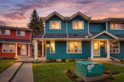 12 Queen Anne Close SE Calgary, AB T2J 6N6