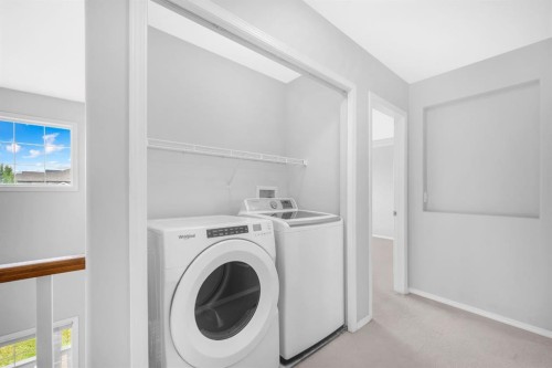 171 Willowbrook Drive Nw, Airdrie, AB - Indoor Photo Showing Laundry Room
