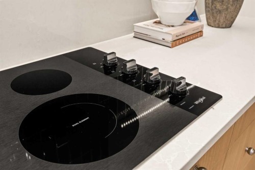 103 Silver Spruce Grove, Calgary, AB - Indoor