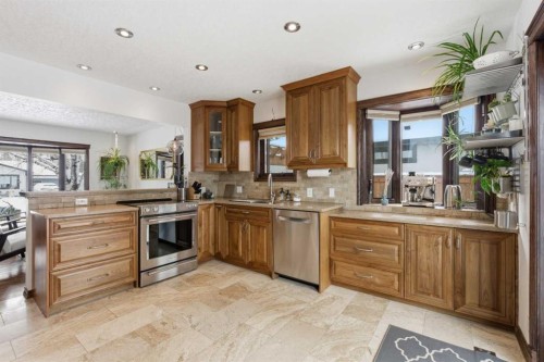 1907 Kelwood Drive Sw, Calgary, AB - Indoor Photo Showing Kitchen With Stainless Steel Kitchen