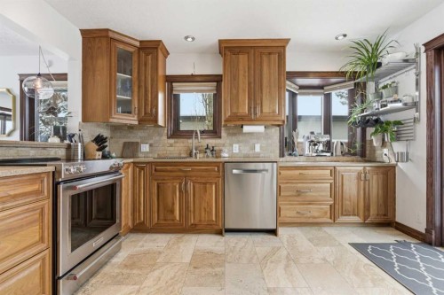 1907 Kelwood Drive Sw, Calgary, AB - Indoor Photo Showing Kitchen With Stainless Steel Kitchen