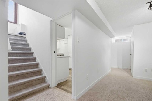 1907 Kelwood Drive Sw, Calgary, AB - Indoor Photo Showing Other Room