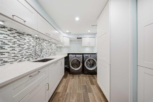 1907 Kelwood Drive Sw, Calgary, AB - Indoor Photo Showing Laundry Room