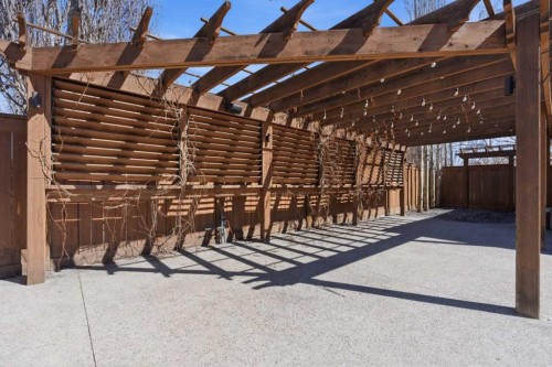 1907 Kelwood Drive Sw, Calgary, AB - Outdoor