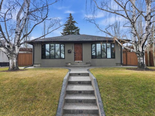 1907 Kelwood Drive Sw, Calgary, AB - Outdoor