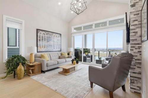 408 Crestridge Common Sw, Calgary, AB - Indoor Photo Showing Living Room