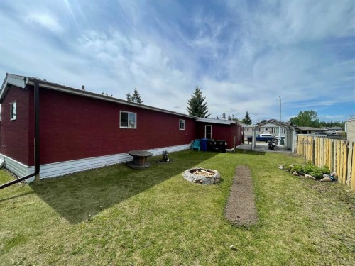 39 Southridge Crescent, Didsbury, AB - Outdoor