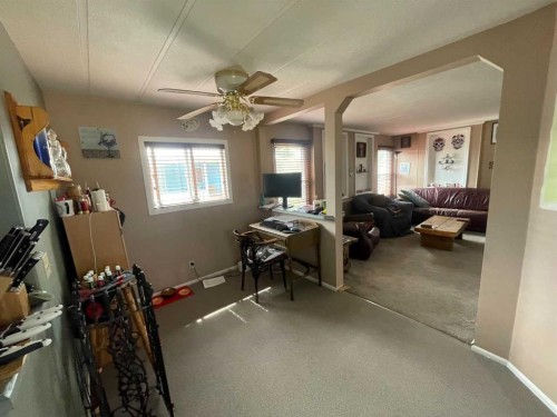 39 Southridge Crescent, Didsbury, AB - Indoor Photo Showing Other Room