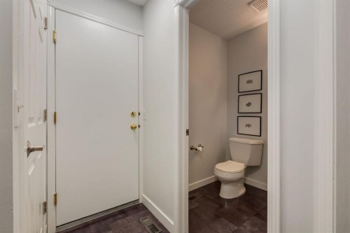82 Hidden Ridge View Nw, Calgary, AB - Indoor Photo Showing Bathroom