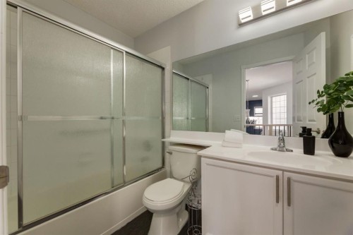 82 Hidden Ridge View Nw, Calgary, AB - Indoor Photo Showing Bathroom