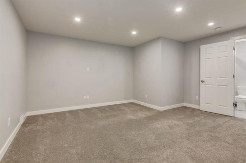82 Hidden Ridge View Nw, Calgary, AB - Indoor Photo Showing Other Room
