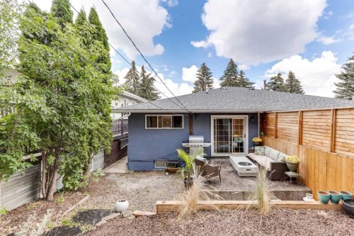 1333 Rosehill Drive Nw, Calgary, AB - Outdoor