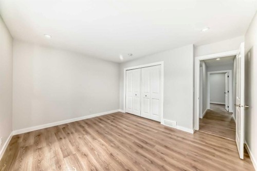 5173 Whitestone Road Ne, Calgary, AB - Indoor Photo Showing Other Room