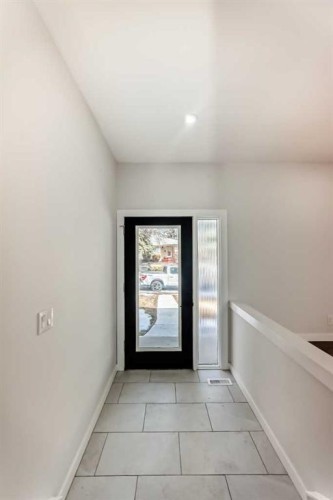 5173 Whitestone Road Ne, Calgary, AB - Indoor Photo Showing Other Room