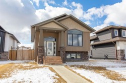 65 Mackenzie Avenue  Lacombe, AB T4L 0H9