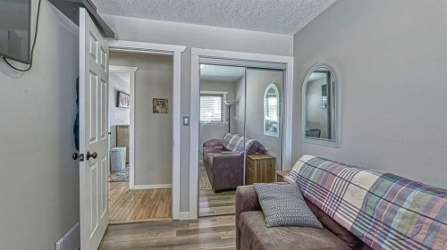 64 Midglen Drive Se, Calgary, AB - Indoor Photo Showing Other Room