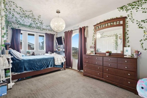 2608 Deer Side Drive Se, Calgary, AB - Indoor Photo Showing Bedroom