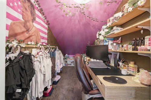 2608 Deer Side Drive Se, Calgary, AB - Indoor Photo Showing Office