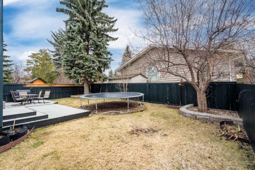 2608 Deer Side Drive Se, Calgary, AB - Outdoor