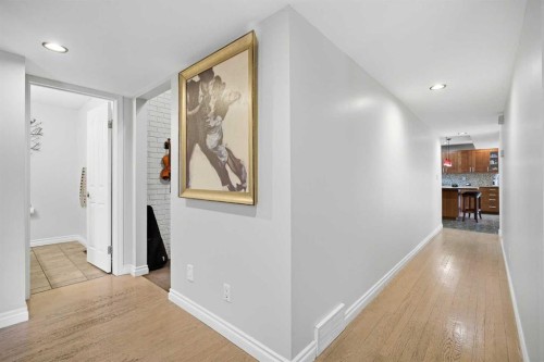 2608 Deer Side Drive Se, Calgary, AB - Indoor Photo Showing Other Room