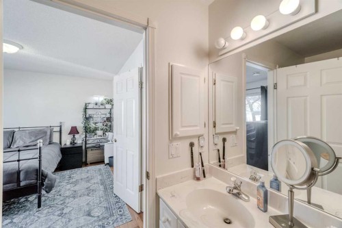 239 Arbour Wood, Calgary, AB - Indoor Photo Showing Bathroom