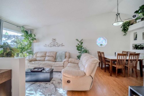 239 Arbour Wood, Calgary, AB - Indoor Photo Showing Living Room