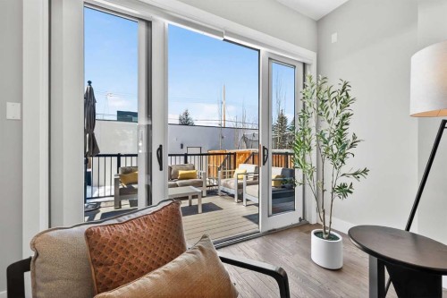 4905 21 Street Sw, Calgary, AB - Indoor