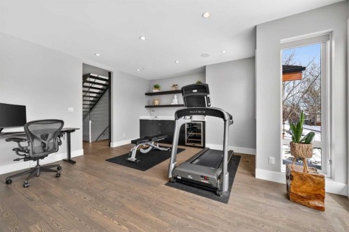 4905 21 Street Sw, Calgary, AB - Indoor Photo Showing Gym Room