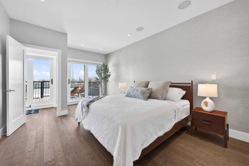 4905 21 Street Sw, Calgary, AB - Indoor Photo Showing Bedroom