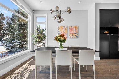 4905 21 Street Sw, Calgary, AB - Indoor Photo Showing Dining Room