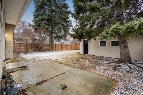 4823 Vanguard Road Nw, Calgary, AB - Outdoor