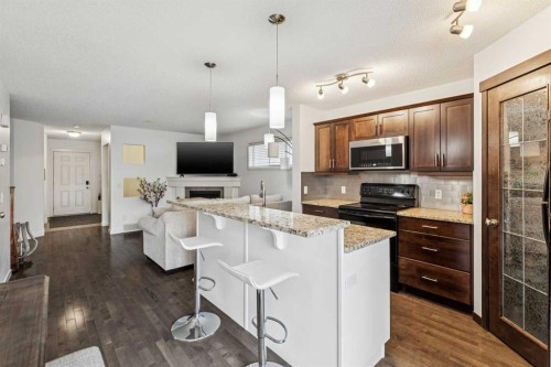 524 Cranston Drive Se, Calgary, AB - Indoor Photo Showing Kitchen