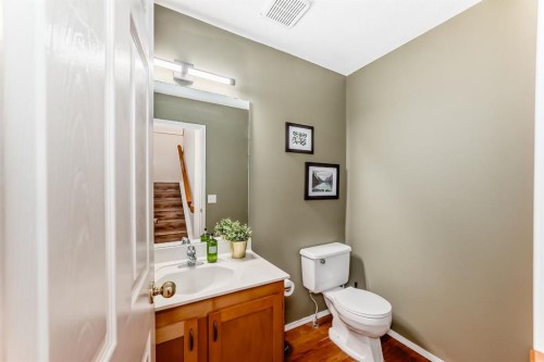 424 Hawkstone Manor Nw, Calgary, AB 