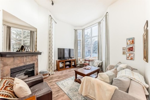 424 Hawkstone Manor Nw, Calgary, AB 